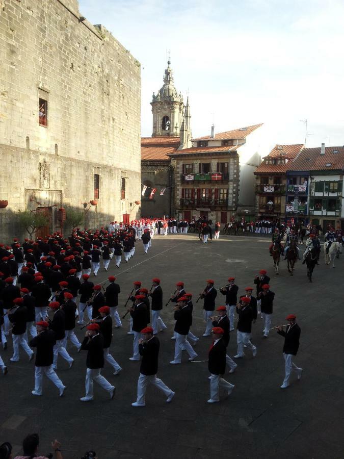 Hostal Zaragoza Хондаррибиа Экстерьер фото